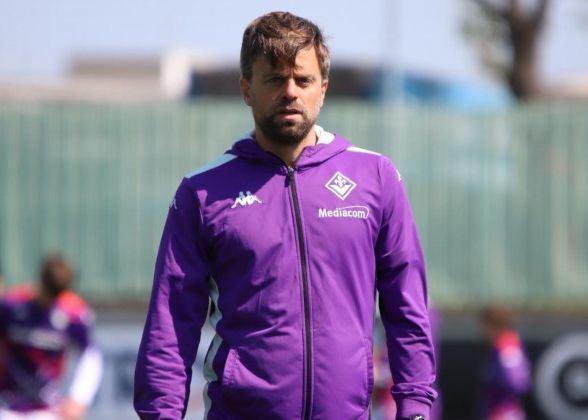 Técnico interino da Fiorentina: Temos que mostrar o estilo de uma equipe forte e vou aproveitar esta noite