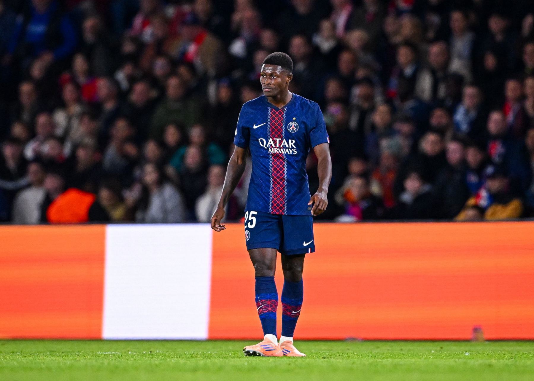 Oficial de Paris: Achraf, Dembélé e Mendes ficarão ausentes por várias semanas devido a lesões
