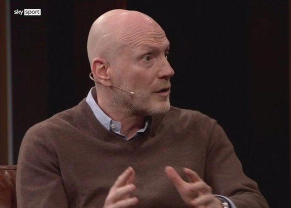 Sammer: A seleção alemã certamente poderá participar da Copa do Mundo do próximo ano. Mara pode estar ansiosa demais para ser selecionada.