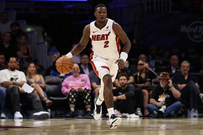 Mídia dos EUA: Rozier pode continuar recebendo um salário de US$ 26,6 milhões durante sua suspensão